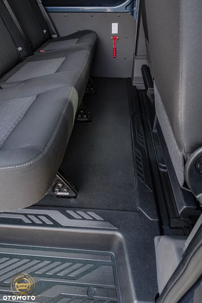 Ford Transit - 32