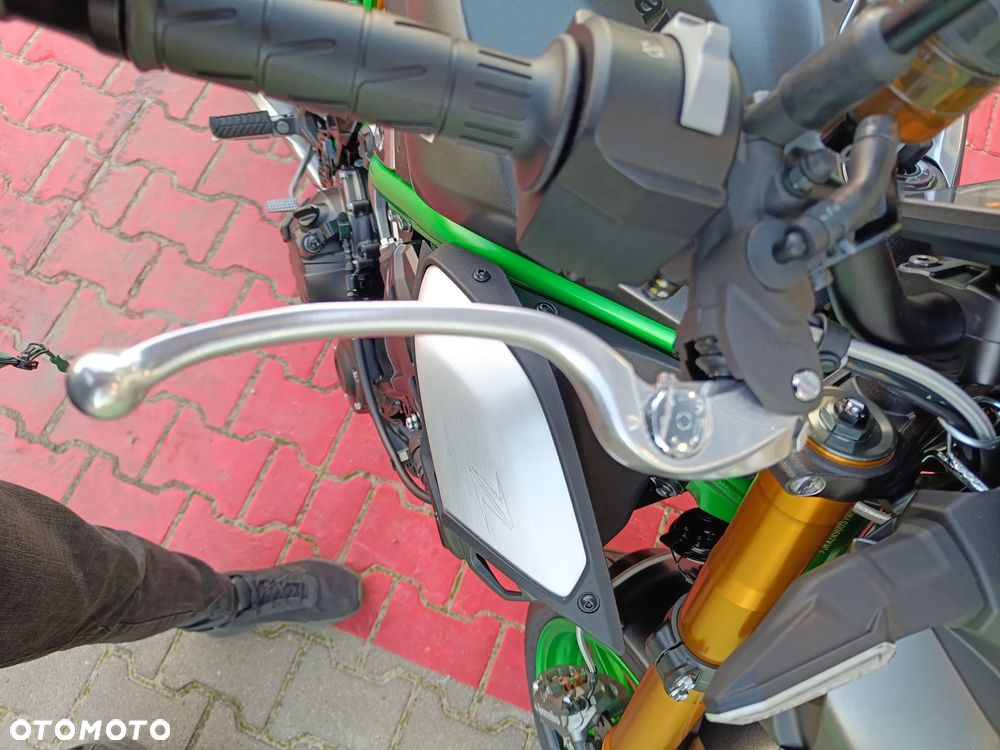 Kawasaki Z 900 - 17
