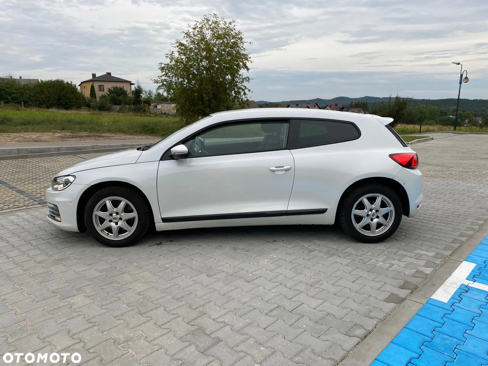 Volkswagen Scirocco 2.0 TSI (BlueMotion Technology) - 12