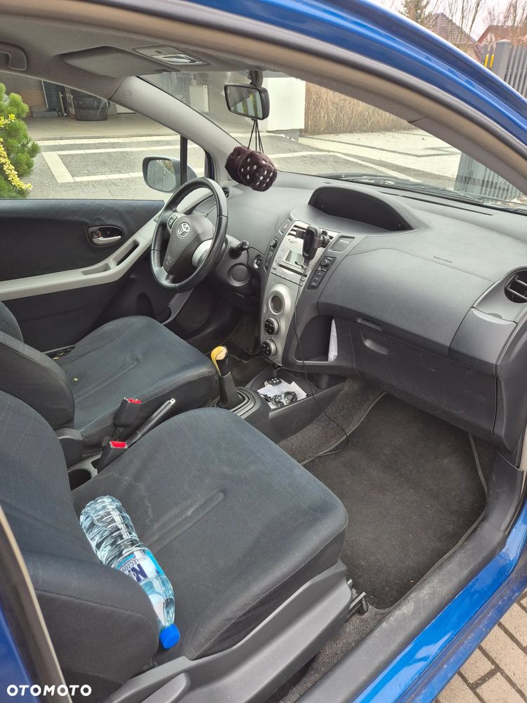 Toyota Yaris 1.4 D-4D Edition - 10
