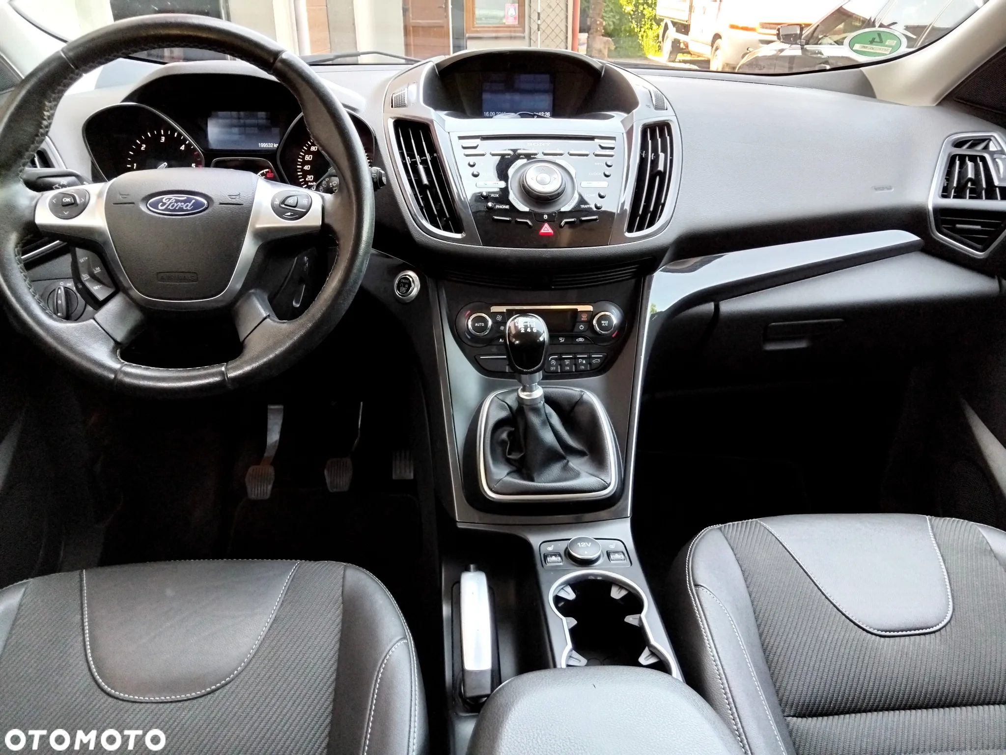Ford Kuga 2.0 TDCi 4x4 Individual - 5