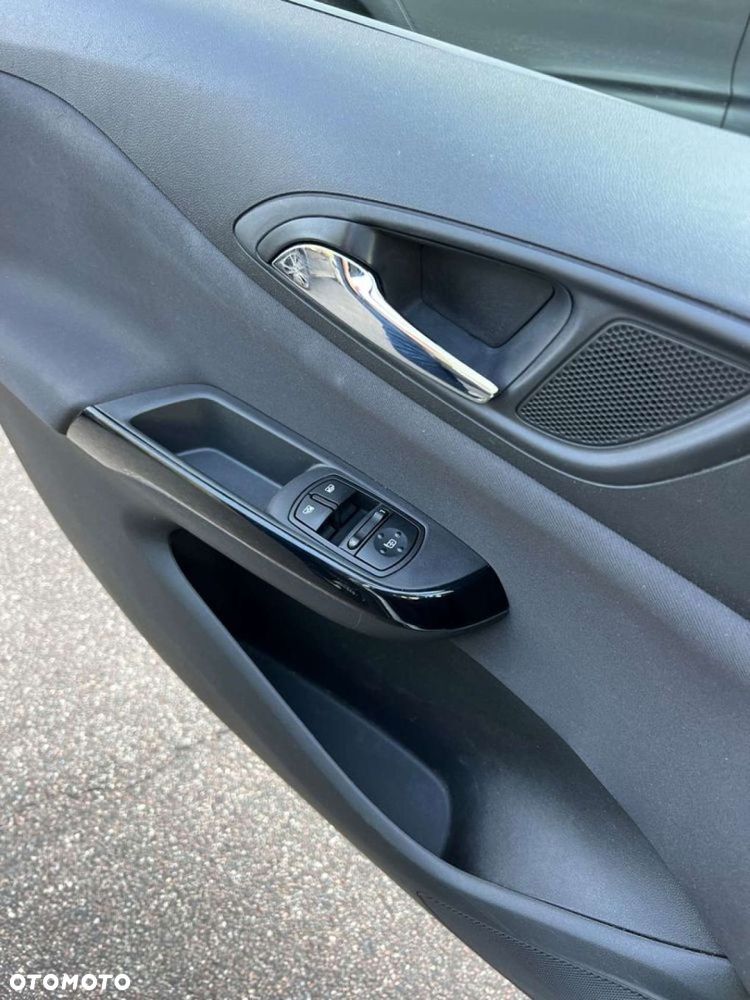 Opel Corsa 1.4 Cosmo - 18