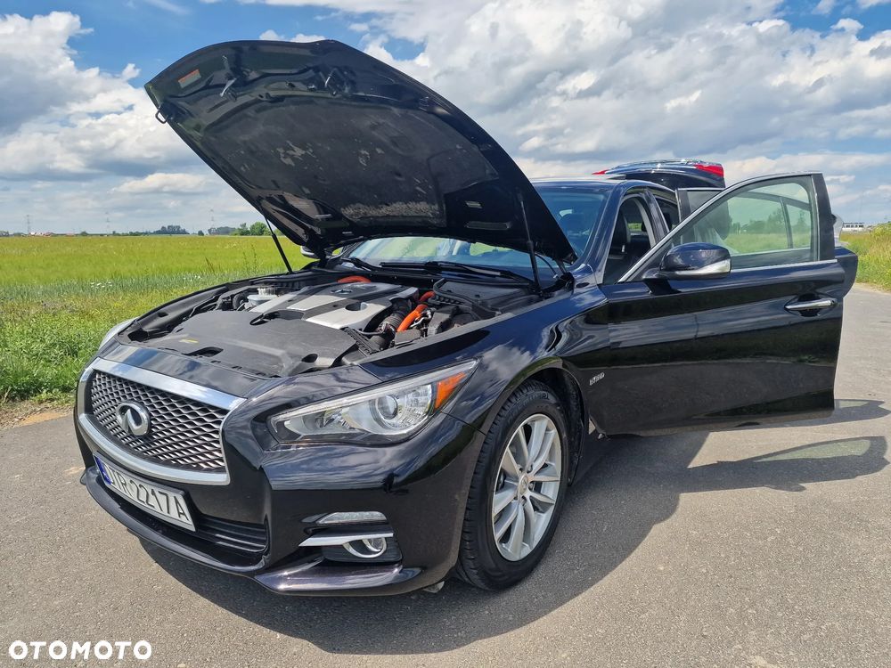 Infiniti Q50 AWD - 38