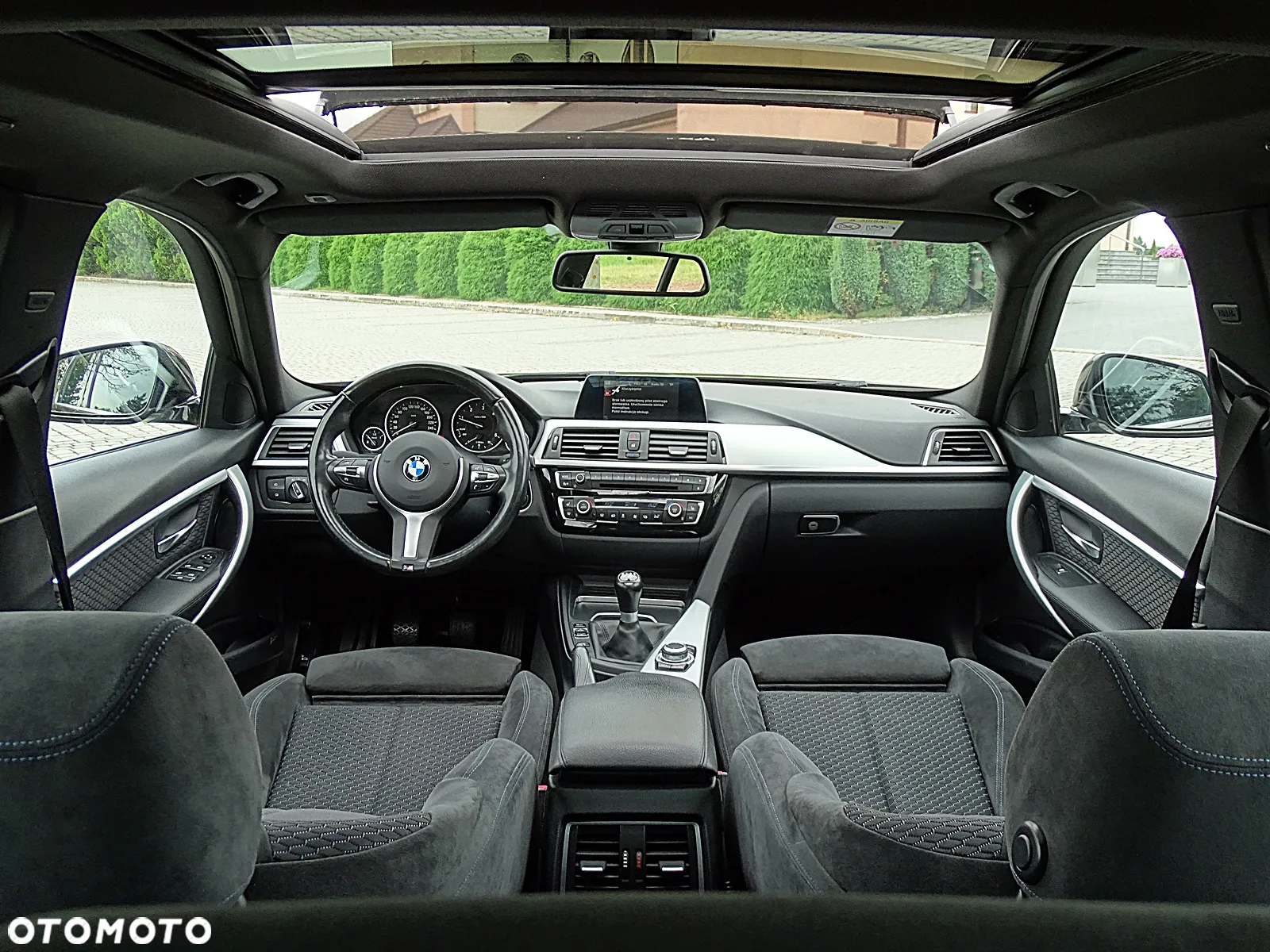 BMW Seria 3 320d xDrive M Sport - 37