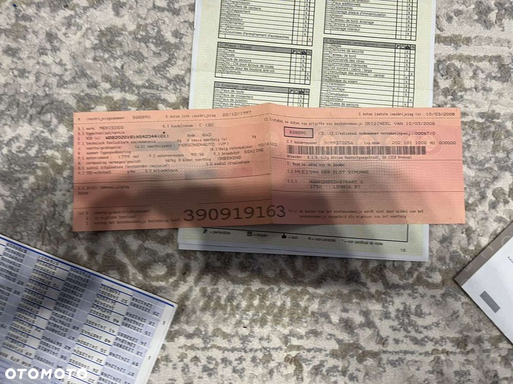 Mercedes-Benz Klasa C 180 Classic - 36