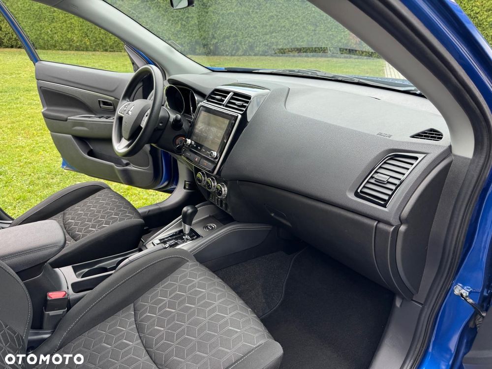 Mitsubishi ASX - 21
