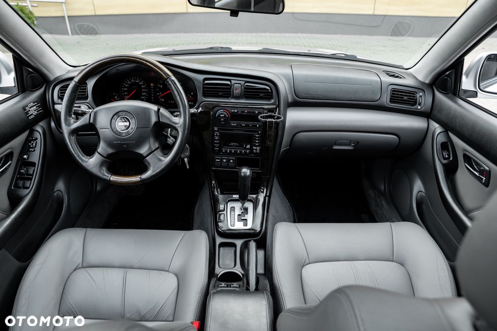 Subaru Outback 3.0 H6 - 23