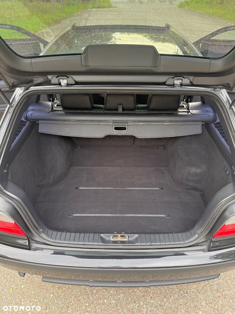 BMW Seria 3 323i - 29
