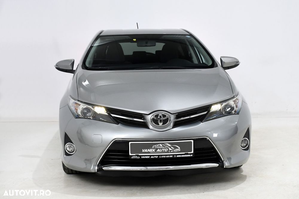 Toyota Auris - 3