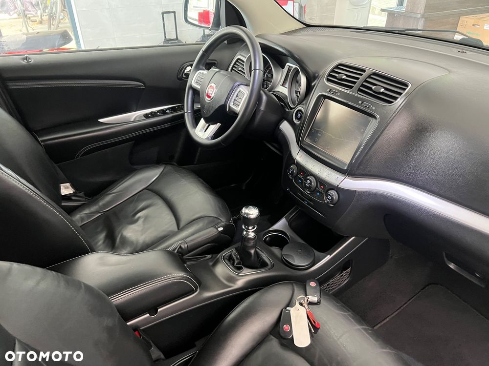Fiat Freemont 2.0 Multijet Lounge - 26