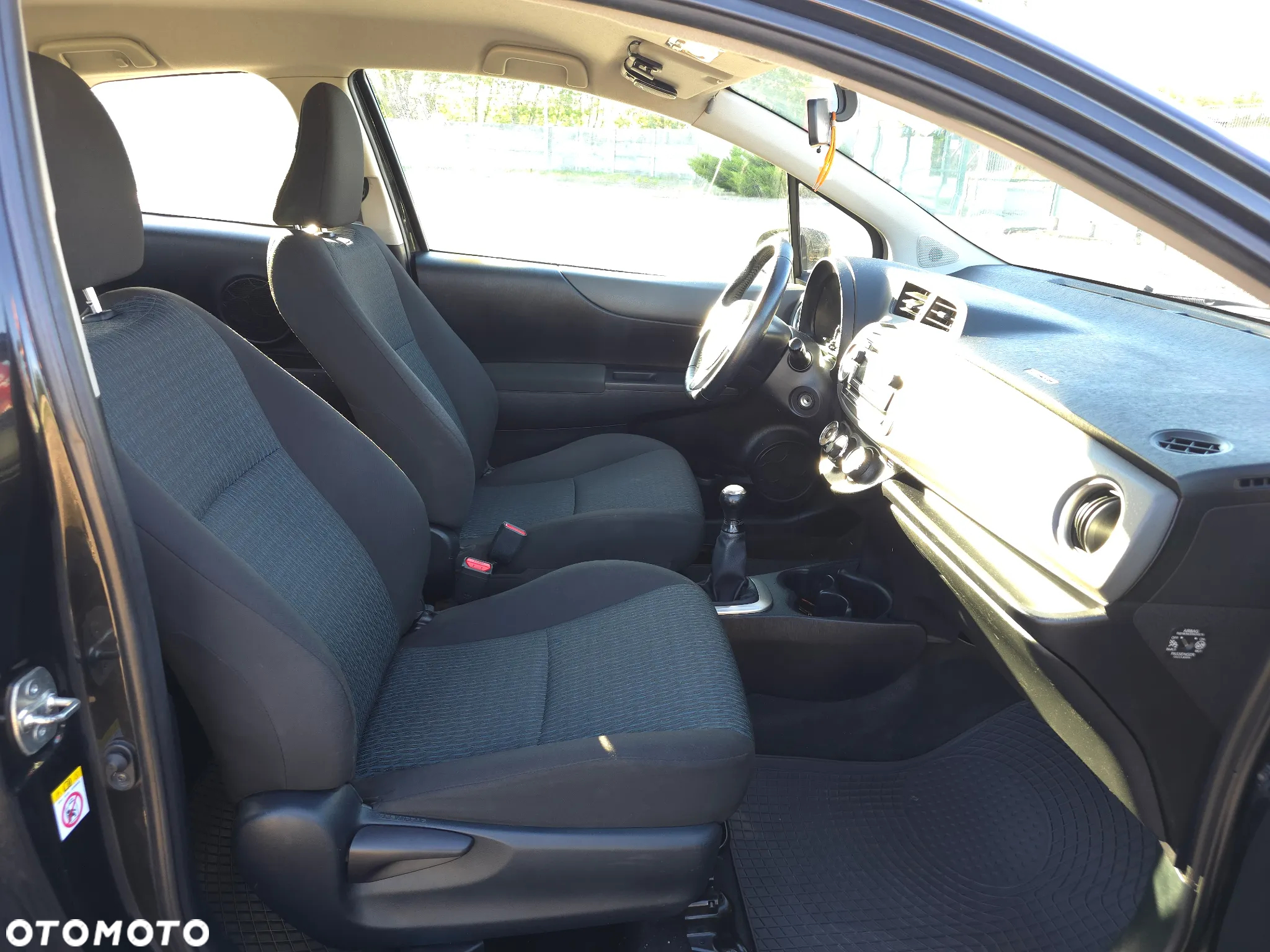 Toyota Yaris 1.0 Luna - 14