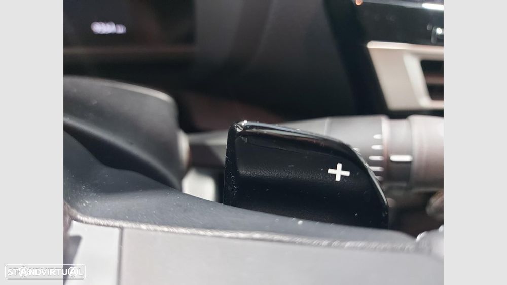 Citroën C4 1.2 PureTech Max EAT8 - 23