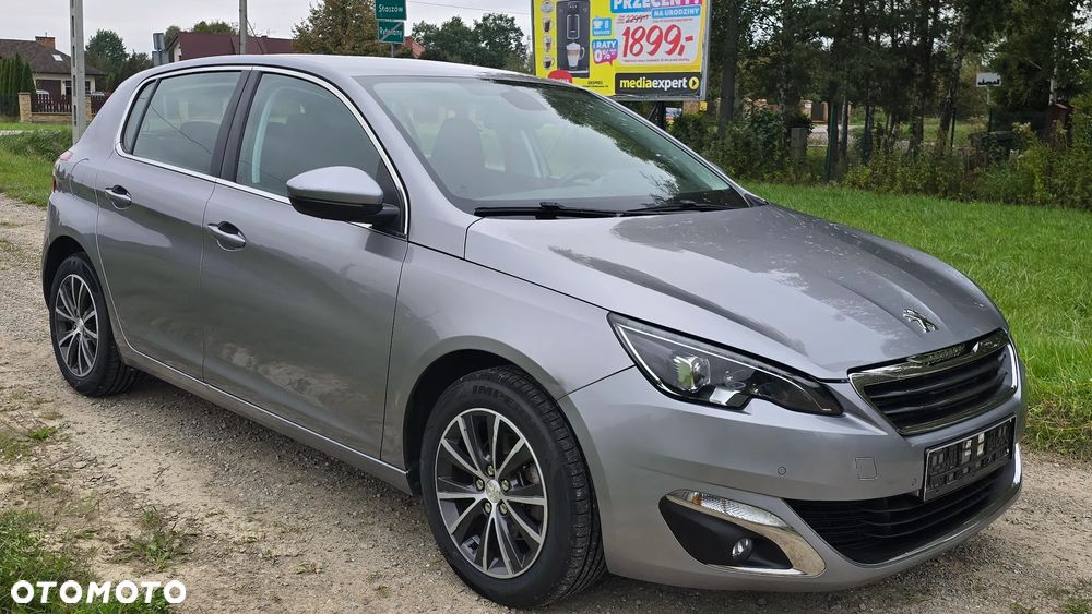 Peugeot 308 1.6 BlueHDi Allure S&S - 9
