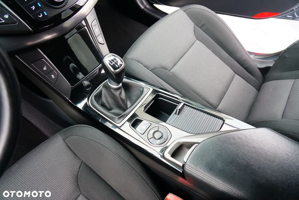 Hyundai i40 1.6 GDI Style - 37