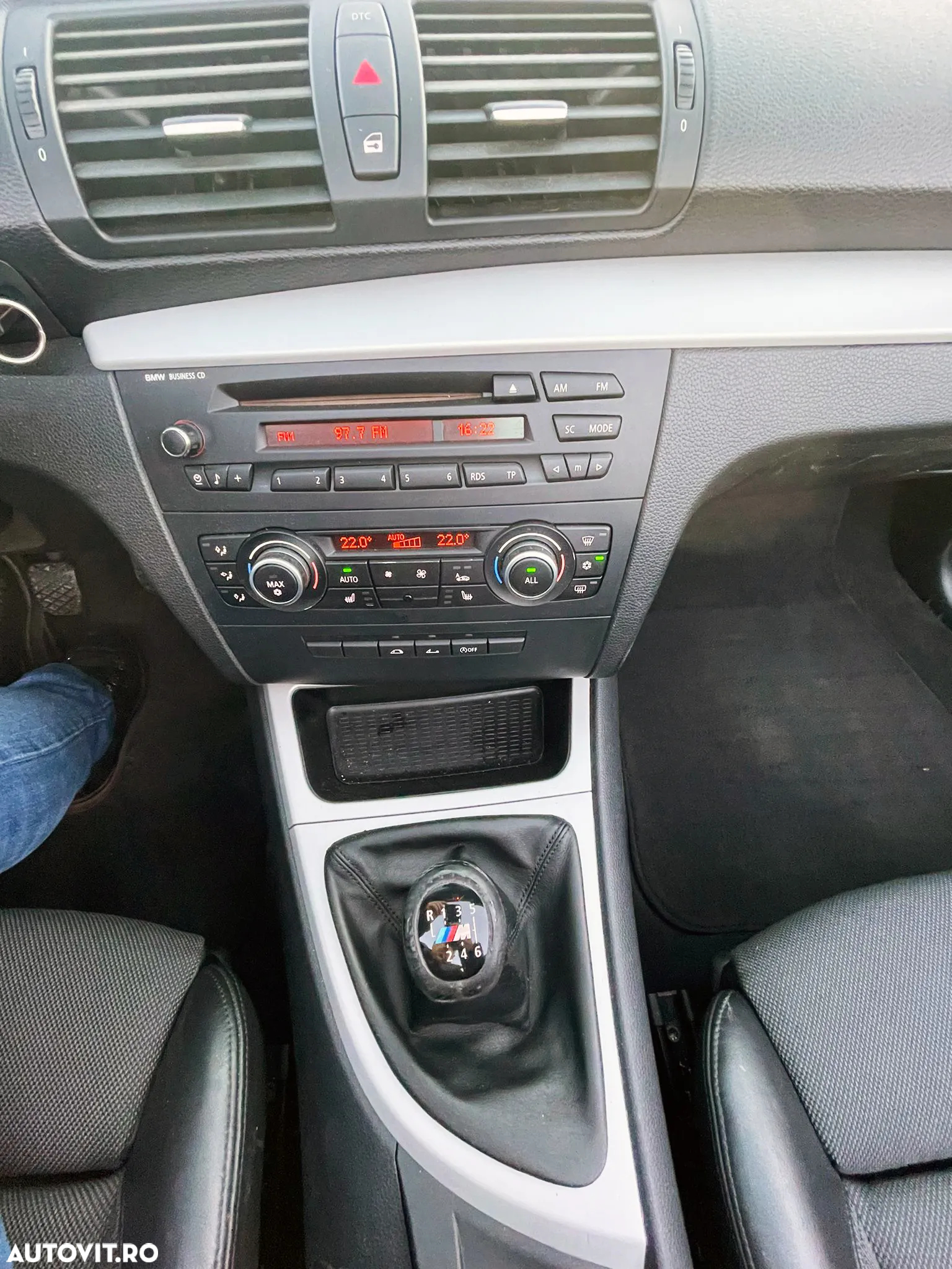 BMW Seria 1 118d DPF Edition Sport - 8