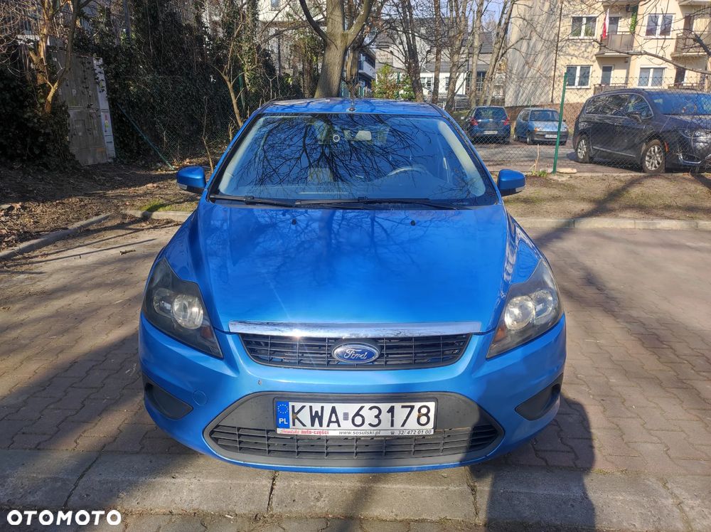 Ford Focus 1.6 16V Style+ - 2