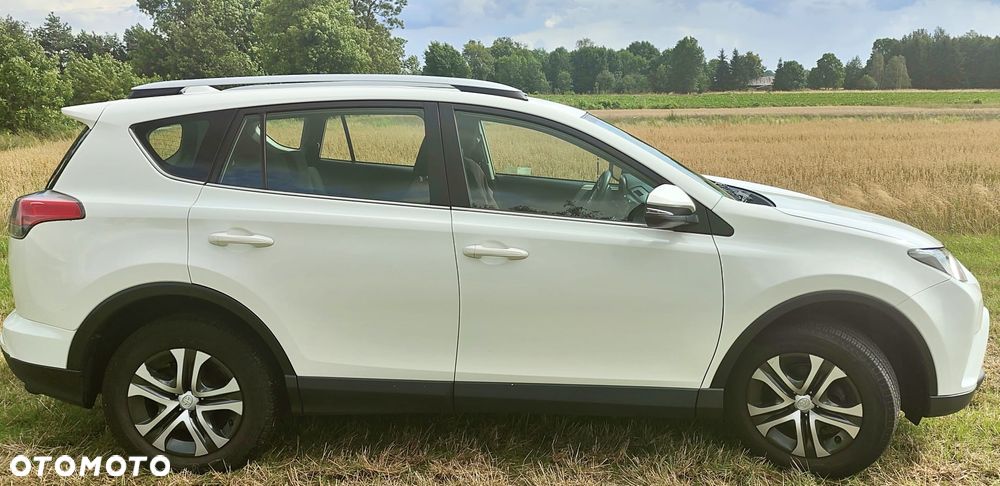 Toyota RAV4 2.0 D-4D Active 4x2 - 8