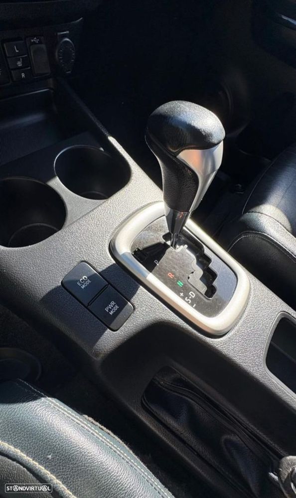Toyota Hilux 4x4 Cabine Dupla Auto S&S Executive - 15