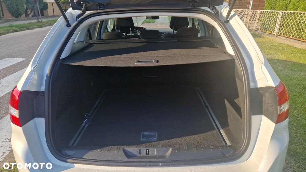 Peugeot 308 BlueHDi FAP 150 Stop&Start Automatik Allure - 13