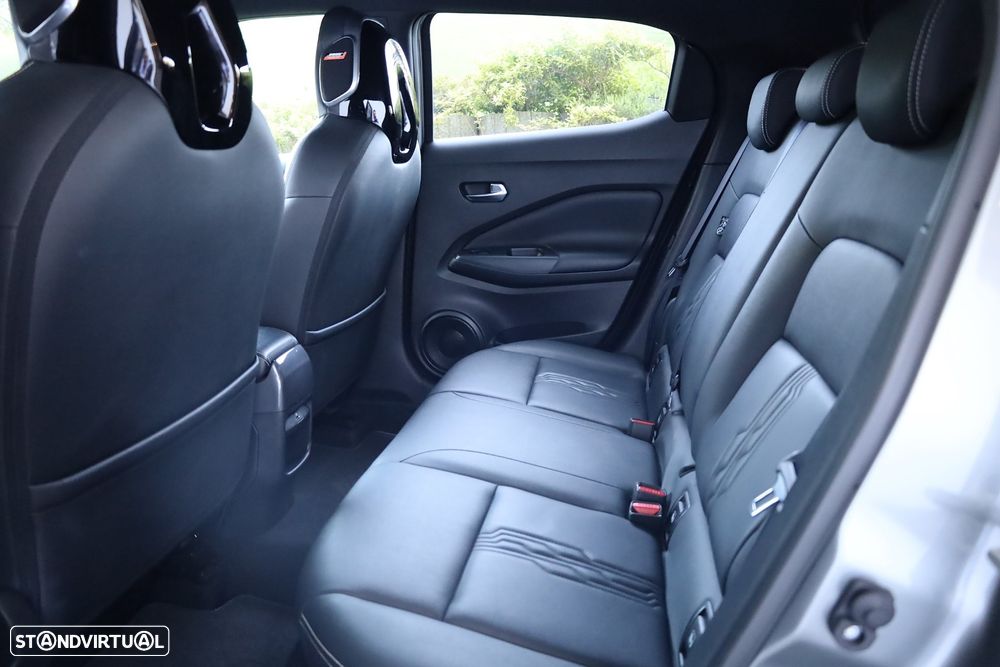Nissan Juke 1.0 DIG-T Tekna - 44