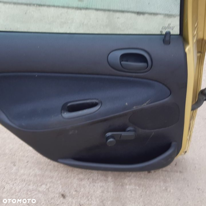 DRZWI LEWY TYŁ PEUGEOT 206 - 2