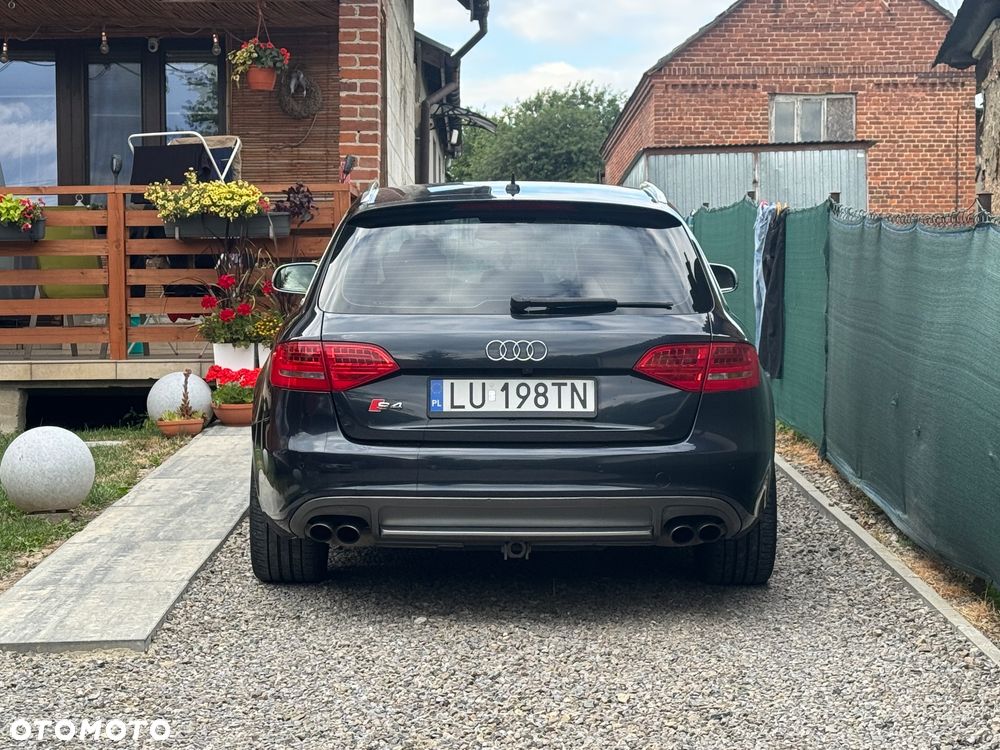 Audi S4 Avant S tronic - 6