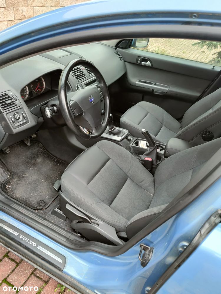 Volvo V50 - 2