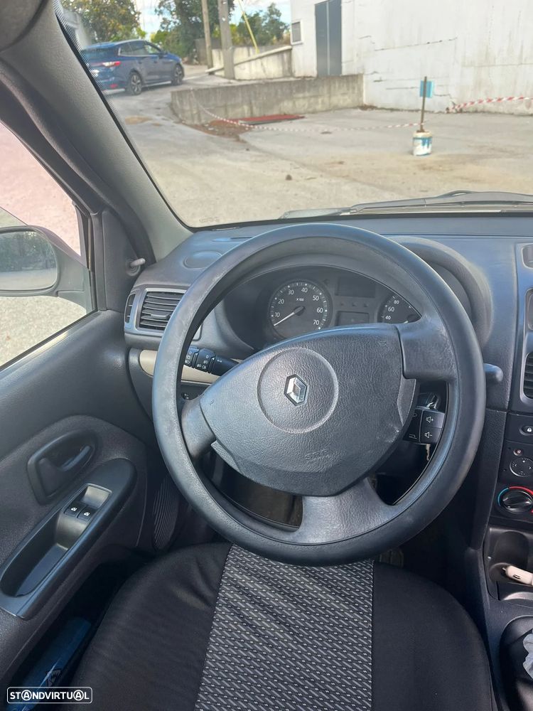 Renault Clio 1.5 dCi Confort - 6