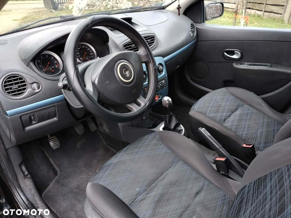 Renault Clio 1.2 16V Extreme - 2