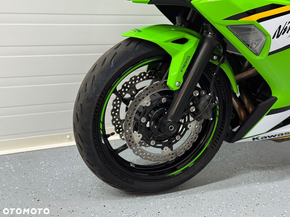 Kawasaki Ninja - 23
