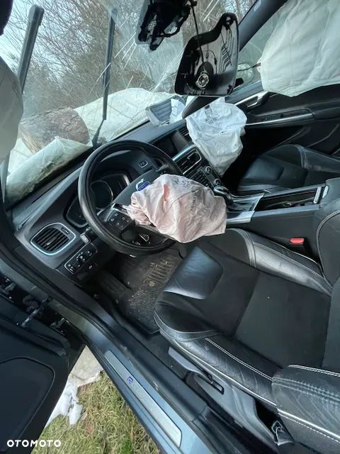 Volvo S60 D4 Drive-E R-Design Momentum - 13