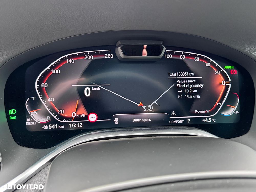 BMW Seria 7 730Ld xDrive MHEV - 15