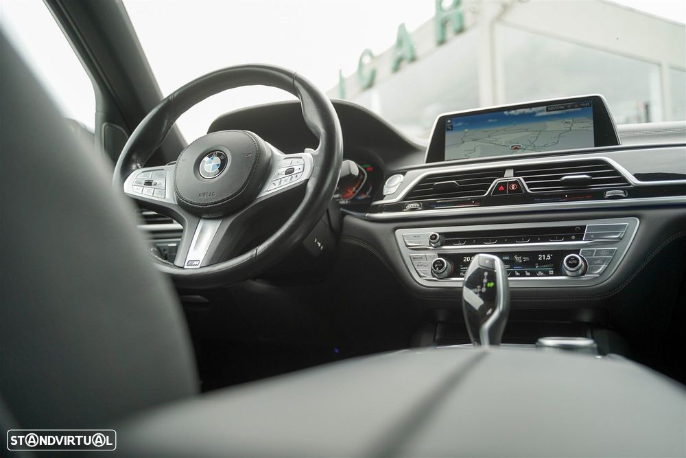 BMW 750 Ld xDrive Pack M Auto - 19