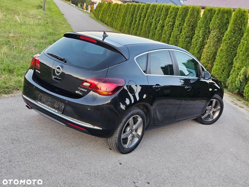 Opel Astra 1.4 T Cosmo - 9