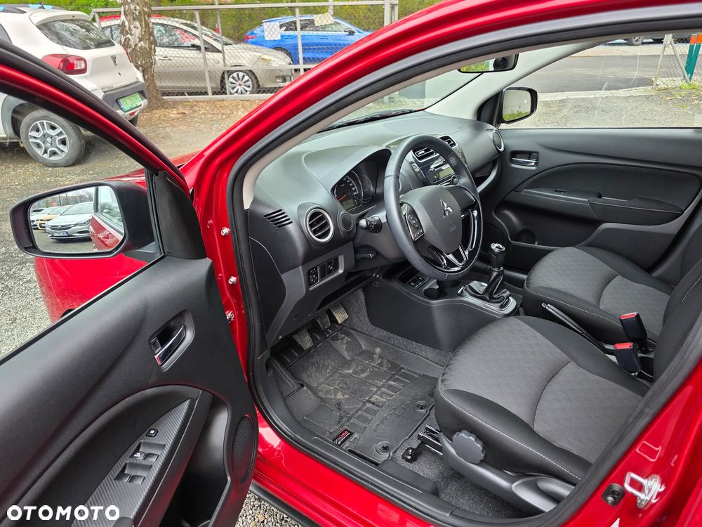 Mitsubishi Space Star 1.2 AS&G Invite - 14
