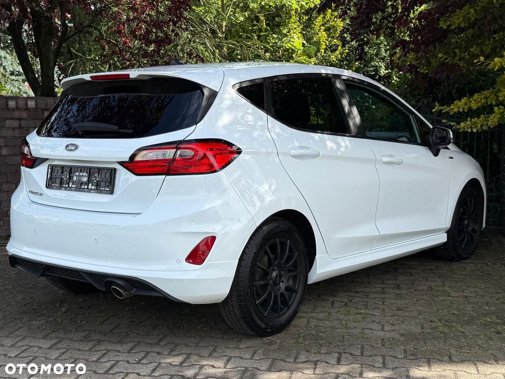 Ford Fiesta - 13