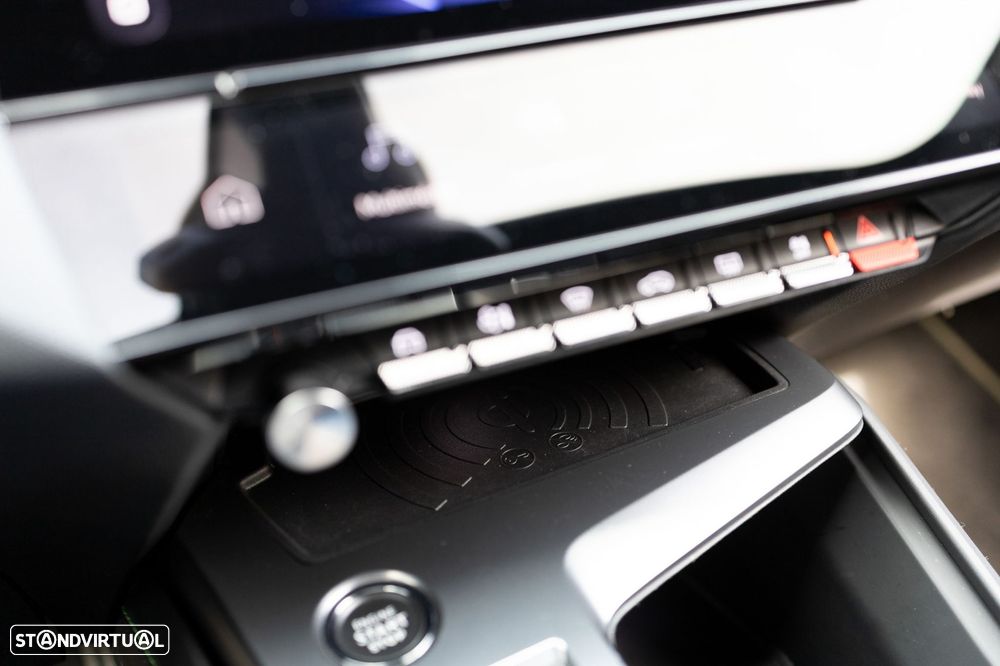 Peugeot 408 225 e-EAT8 GT - 34