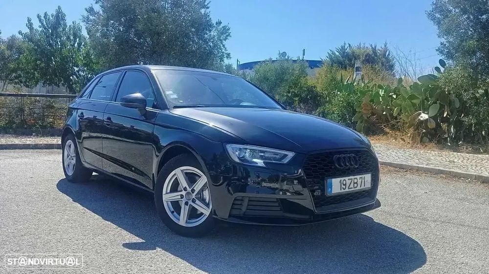 Audi A3 Sportback 30 TDI Design - 1