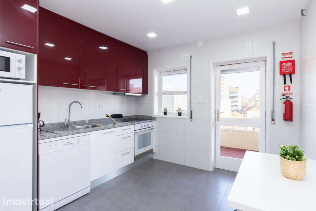 Apartamento com 3 quartos - localizado em Matosinhos Porto - Grande imagem: 2/58