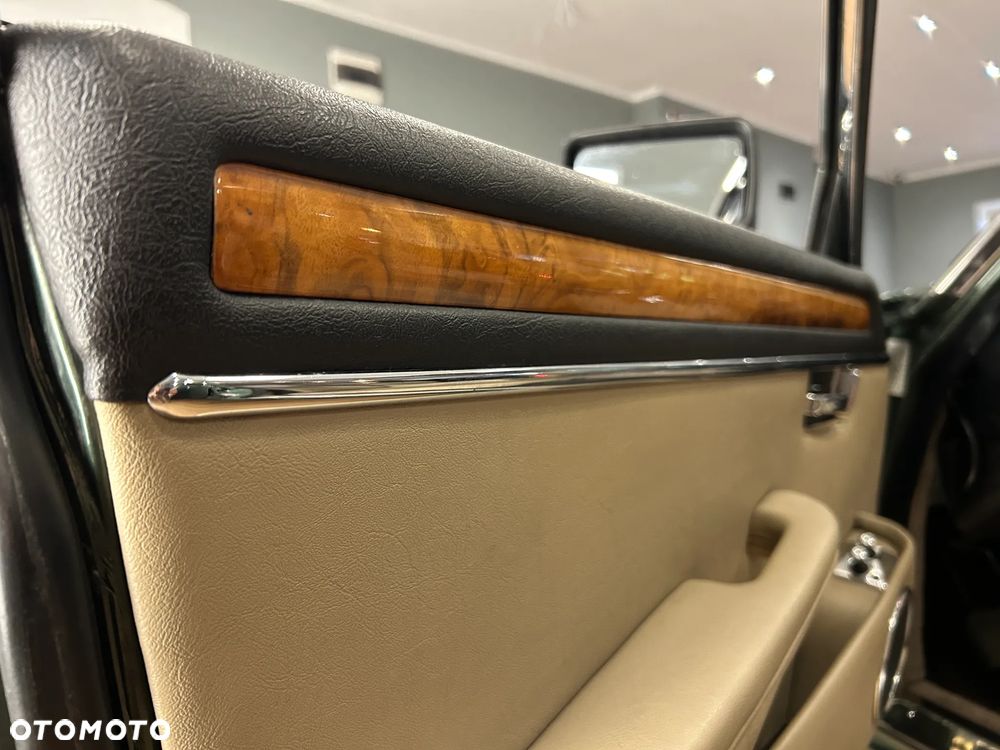 Jaguar XJ - 31