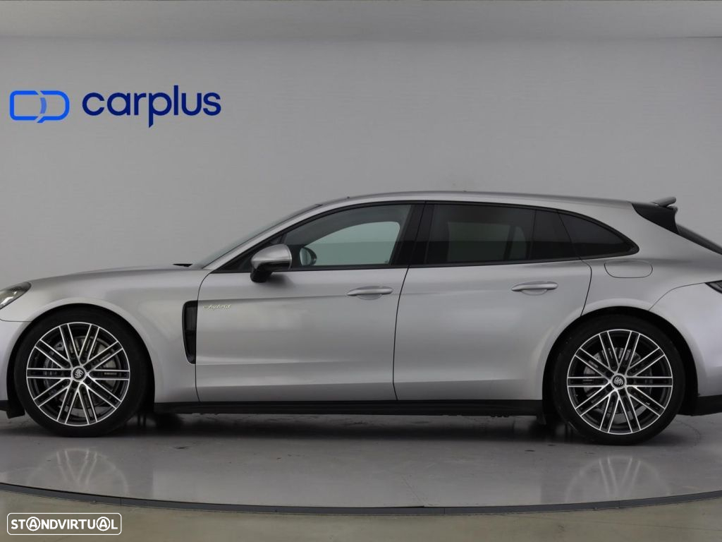 Porsche Panamera Sport Turismo 4 E-Hybrid - 4