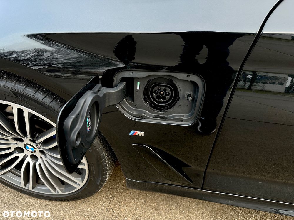 BMW Seria 5 530e iPerformance M Sport sport - 15