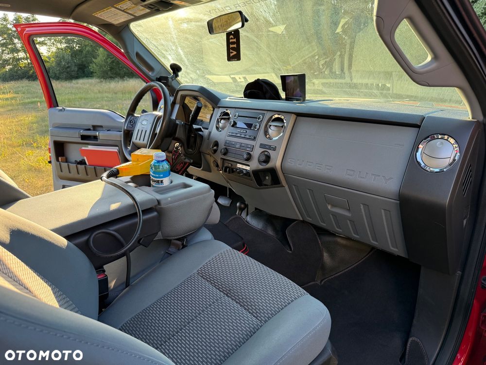 Ford F550 - 23