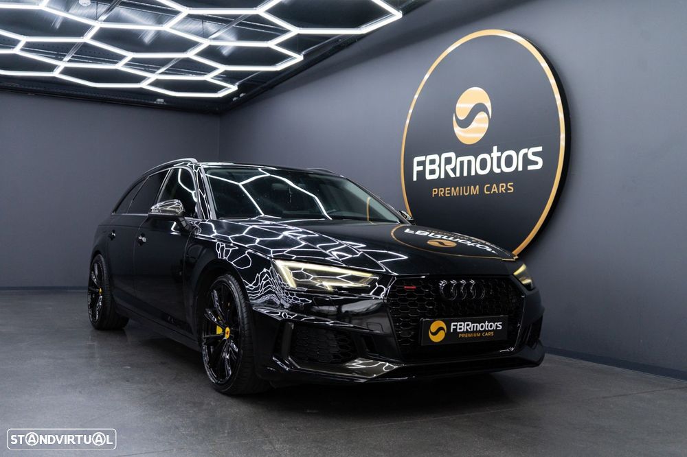 Audi A4 Avant 40 TDI Advanced S tronic - 1