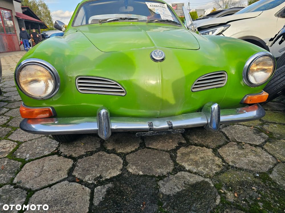 Volkswagen Karmann Ghia - 12