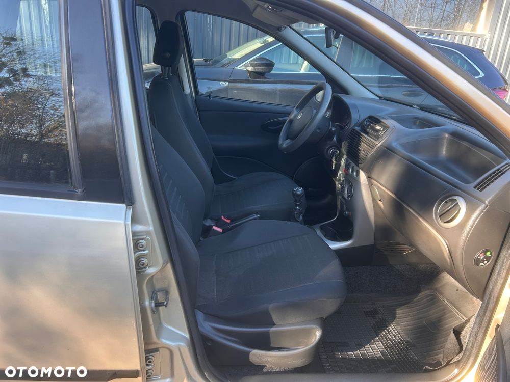 Fiat Punto - 10