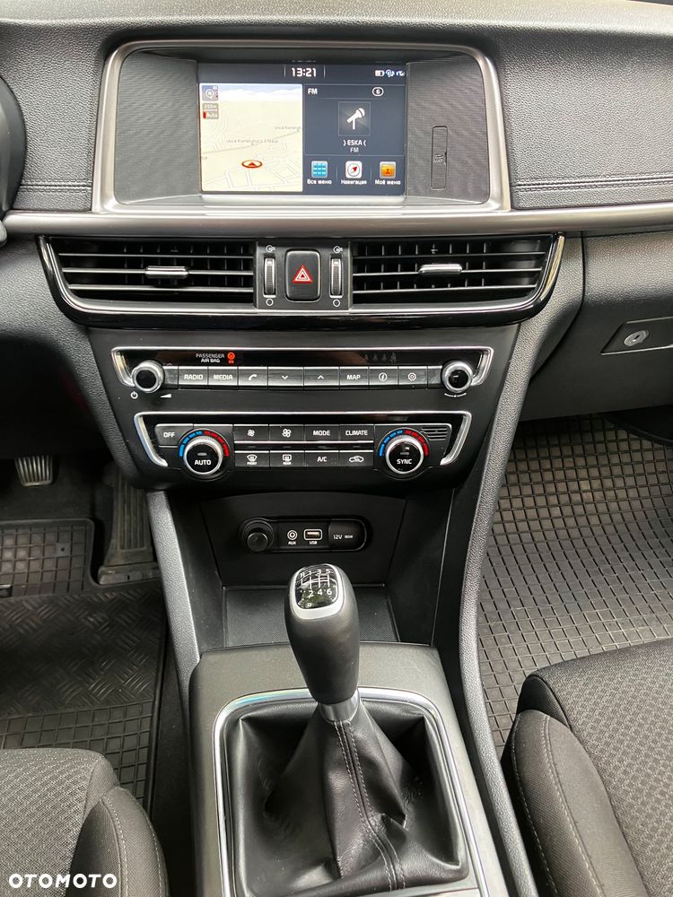 Kia Optima 1.7 CRDI M - 11