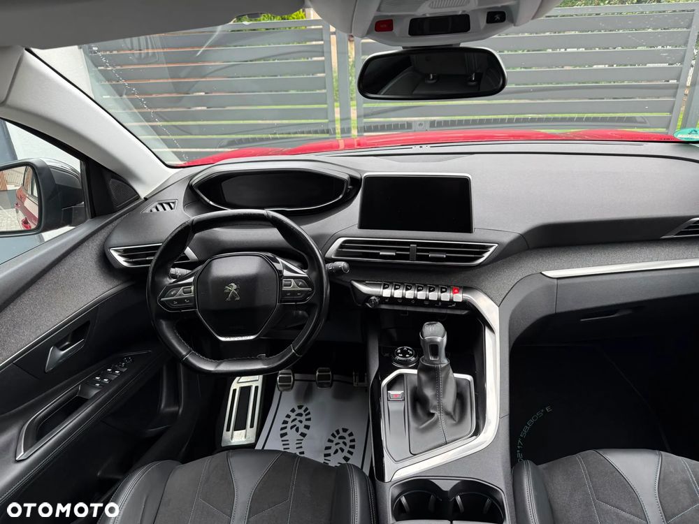 Peugeot 3008 PureTech 130 Stop & Start GPF Roadtrip - 12