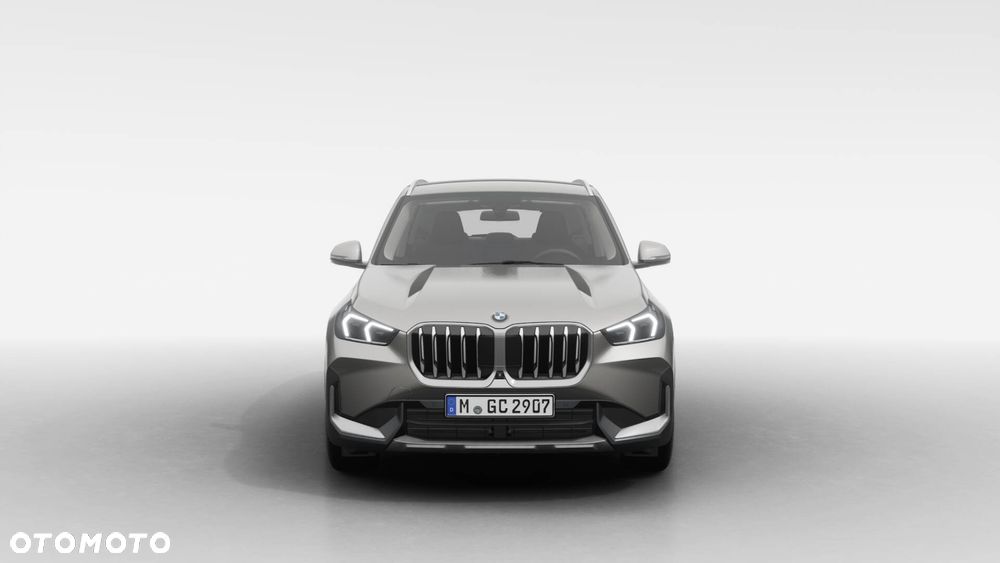 BMW X1 sDrive20i mHEV xLine - 3