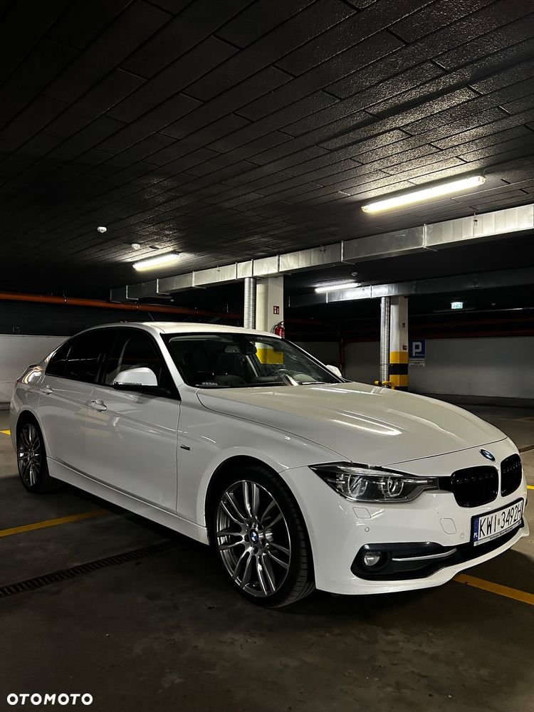 BMW Seria 3 320d Sport Line - 3